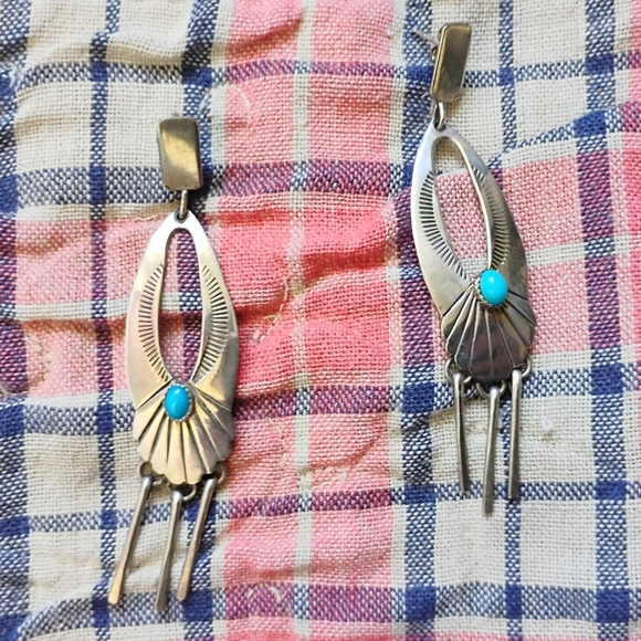 Vintage Navajo Sterling And Turquoise Post Earrings - Picture 3 of 3